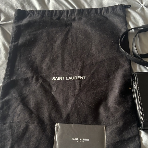 Saint Laurent Belt Bag - Picture 6 of 7